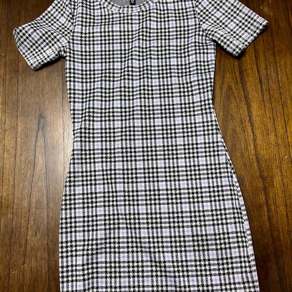 H&M Bodycon Mini Dress - Size Small - Like new - Picture 3 of 7